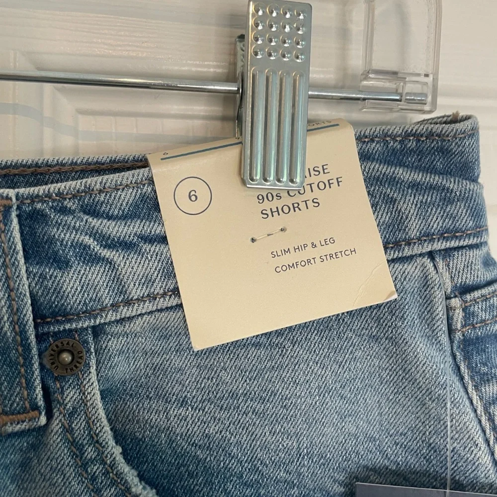 Universal Thread description add